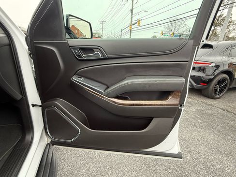Used 2019 Chevrolet Tahoe 4WD image 21