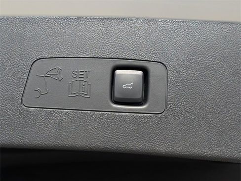 Used 2024 Lincoln Corsair Grand Touring w/ Equipment Group 301A image 9