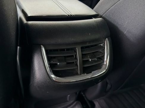 Used 2022 Chevrolet Malibu LT FWD image 29