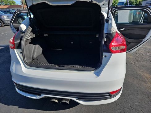 Used 2018 Ford Focus ST FWD image 31