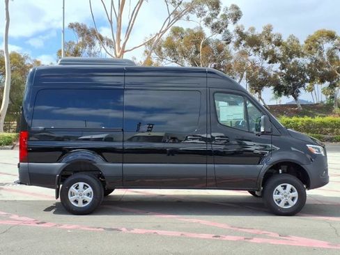 New 2026 Mercedes-Benz Sprinter 2500 image 21