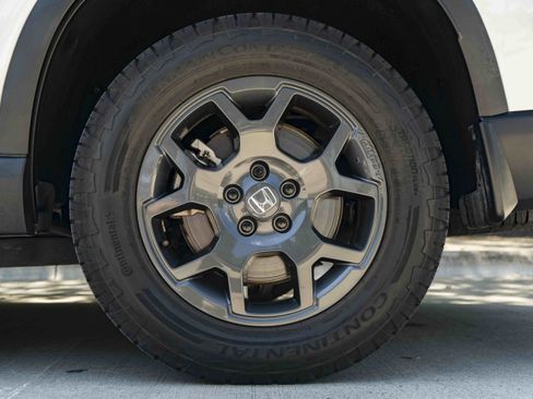 Used 2024 Honda Pilot TrailSport image 15