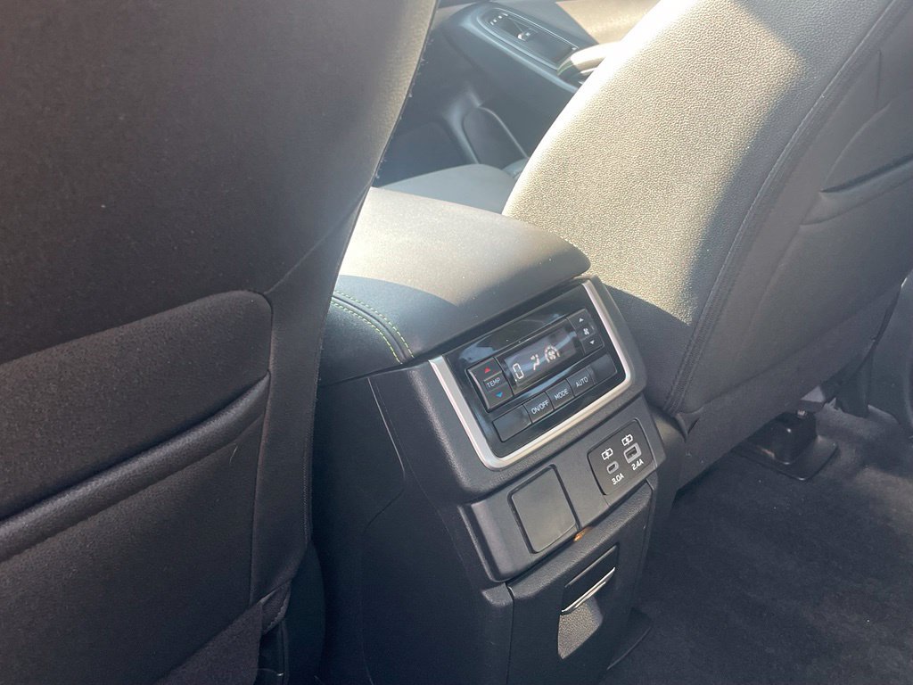 Used 2023 Subaru Ascent Onyx Edition AWD/4WD image 18