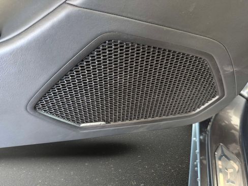 Used 2018 Lamborghini Huracan LP 580-2 image 33