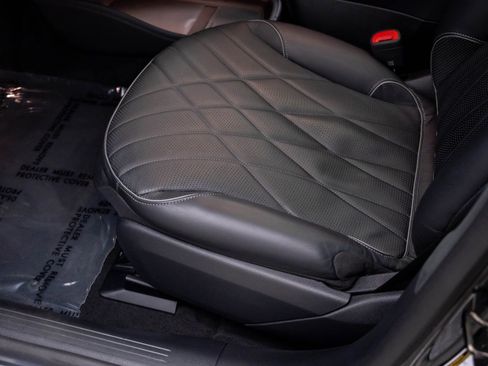 Certified 2023 Mercedes-Benz EQS 580 4MATIC Sedan image 20