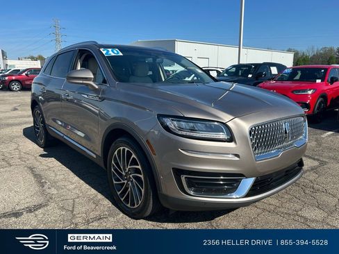 Used 2020 Lincoln Nautilus Reserve w/ Equipment Group 201A FWD image 2