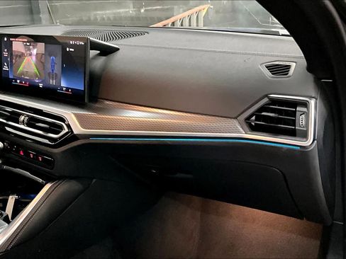 Used 2023 BMW i4 eDrive40 w/ M Sport Package image 18