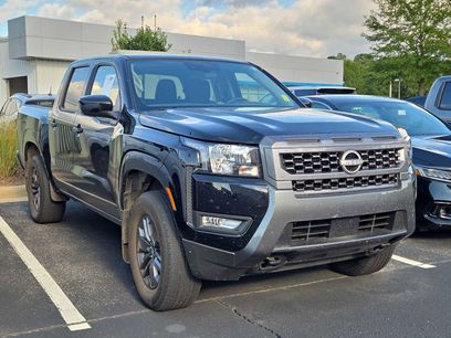 Used 2025 Nissan Frontier SV w/ SV Convenience Package