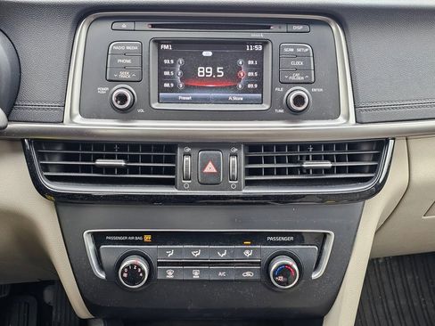 Used 2016 Kia Optima LX image 12