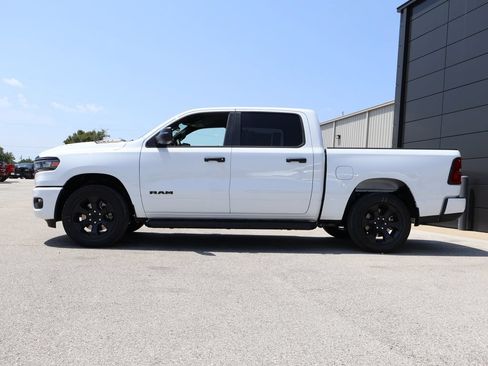 New 2026 RAM 1500 Express AWD/4WD image 27