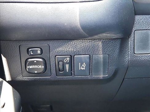 Used 2016 Toyota RAV4 SE w/ Advanced Technology Package FWD image 15