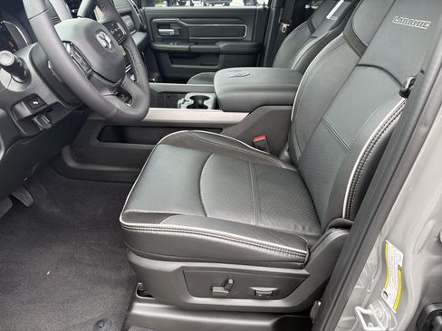 New 2026 RAM 2500 Laramie w/ Night Edition AWD/4WD image 11