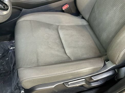 Used 2021 Honda HR-V Sport image 18