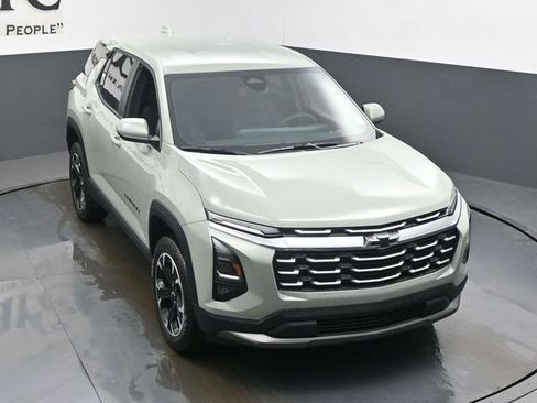 New 2026 Chevrolet Equinox LT w/ Convenience Package II image 25