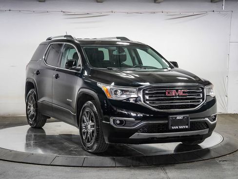 Used 2017 GMC Acadia SLT FWD image 5