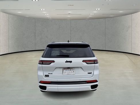Used 2023 Jeep Grand Cherokee L Summit image 6