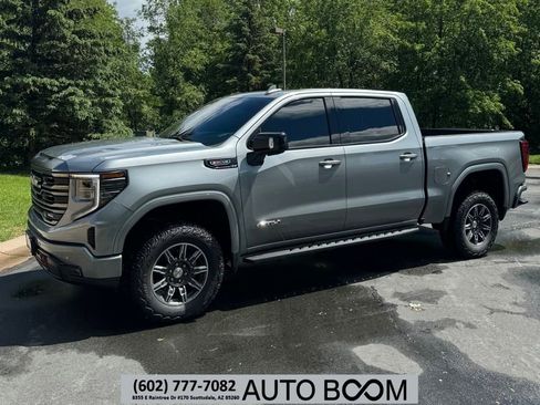 Used 2024 GMC Sierra 1500 AT4 w/ Technology Package AWD/4WD image 1