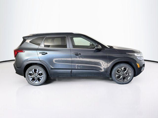 Used 2024 Kia Seltos S AWD/4WD image 4