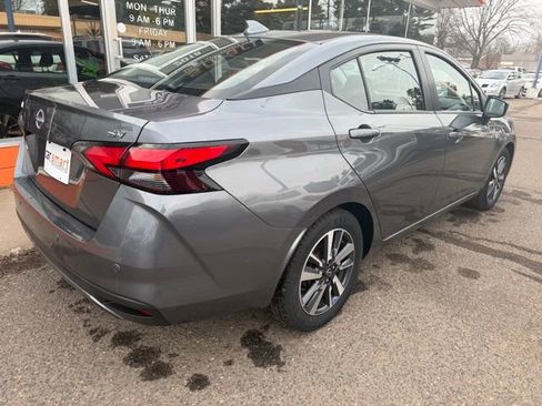 Used 2023 Nissan Versa SV image 7