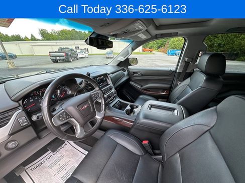 Used 2018 GMC Yukon XL SLT w/ Open Road Package AWD/4WD image 15