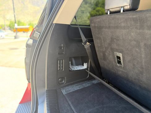 Used 2019 Ford Expedition Platinum AWD/4WD image 25