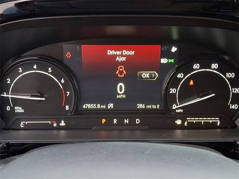 Used 2022 Lincoln Corsair AWD w/ Premium Package image 24