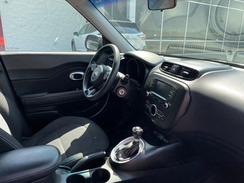 Used 2017 Kia Soul + FWD image 2