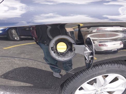 Used 2019 Chevrolet Impala LT image 9