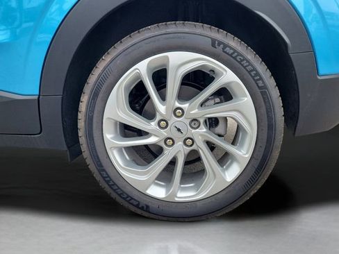 New 2027 Chevrolet Bolt LT w/ Comfort Package image 7