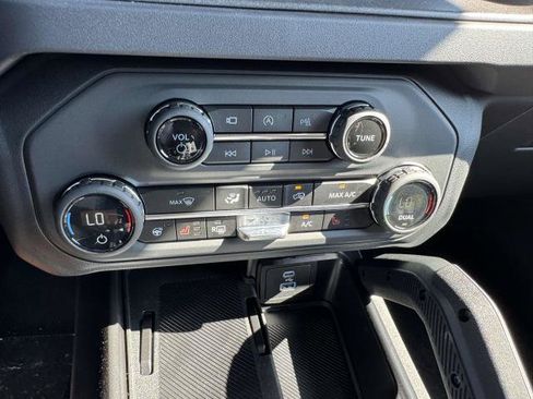 New 2025 Ford Bronco Raptor AWD/4WD image 22