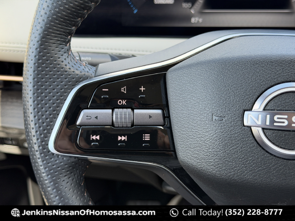 Used 2024 Nissan Ariya FWD image 39