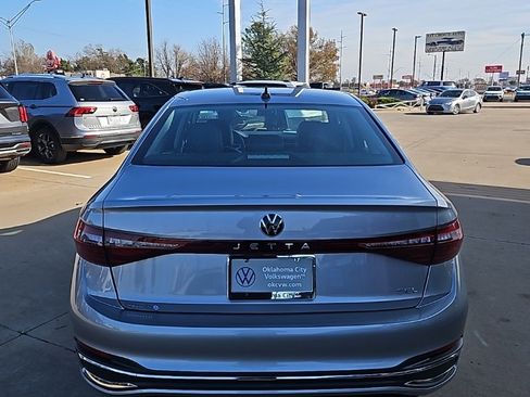 New 2026 Volkswagen Jetta SEL image 6