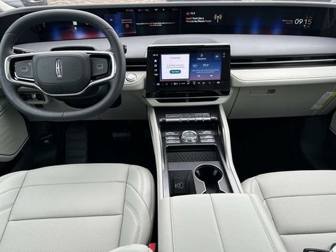 New 2026 Lincoln Nautilus Premier w/ Equipment Group 102A AWD/4WD image 12