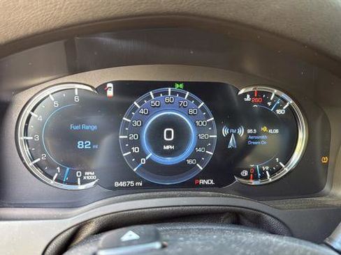 Used 2018 Cadillac Escalade 4WD image 17