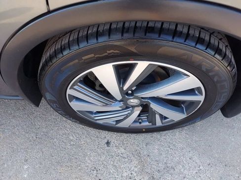 Used 2015 Nissan Murano Platinum w/ Platinum Technology Package AWD/4WD image 16