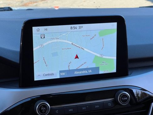 Used 2020 Ford Escape SE Sport image 23