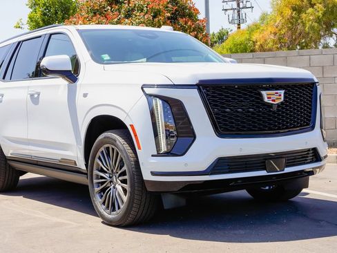 New 2026 Cadillac Escalade Platinum Sport AWD/4WD image 5