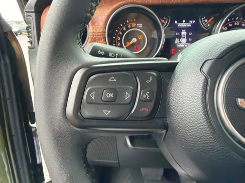 Used 2023 Jeep Gladiator Sport AWD/4WD image 24