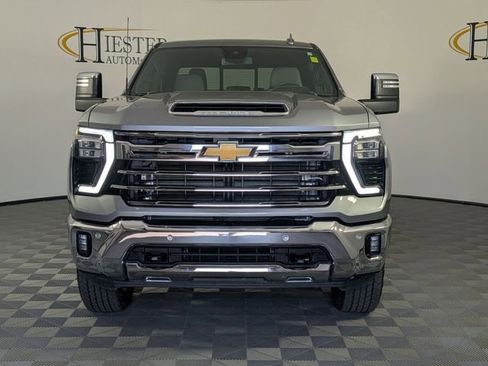 Certified 2025 Chevrolet Silverado 2500 LTZ w/ LTZ Plus Package AWD/4WD image 3
