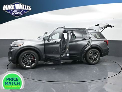 New 2026 Ford Explorer ST-Line w/ ST-Line Street Pack image 28