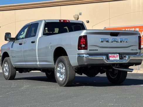 New 2026 RAM 3500 Big Horn AWD/4WD image 5