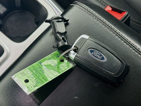 Used 2023 Ford Explorer Limited RWD image 25