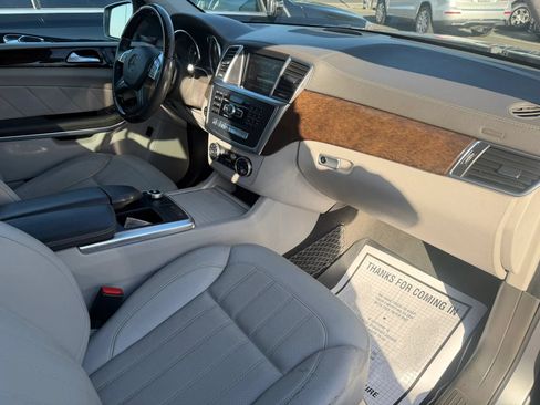 Used 2014 Mercedes-Benz GL 350 BlueTEC 4MATIC image 16