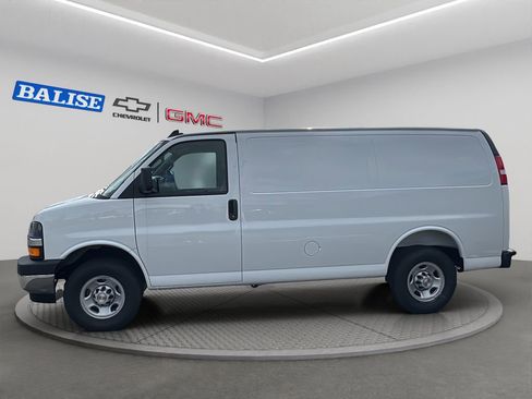 New 2025 Chevrolet Express 2500 w/ Driver Convenience Package image 4