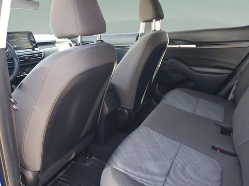 Used 2022 Kia Seltos LX image 6