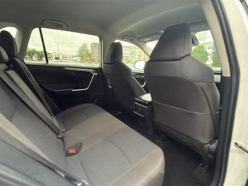 Used 2024 Toyota RAV4 LE FWD image 18