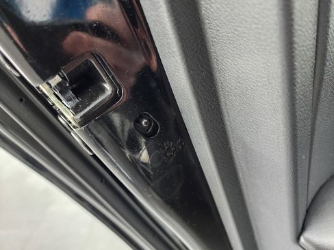 Used 2023 Nissan Sentra SV image 34