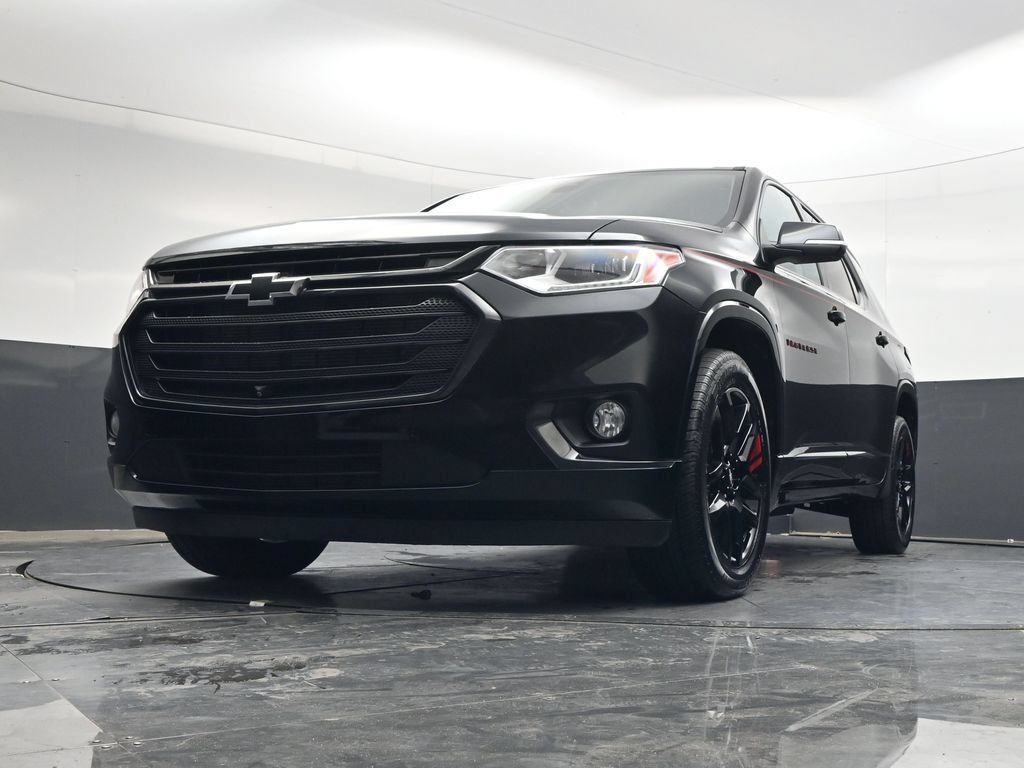 Used 2021 Chevrolet Traverse Premier w/ Redline Edition FWD image 32