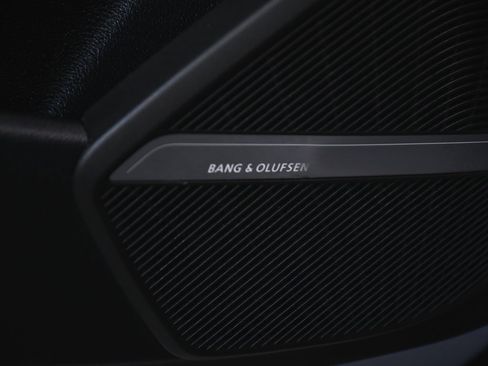 Used 2023 Audi SQ5 Premium Plus w/ Premium Plus Package image 16