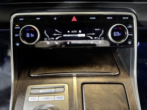 Used 2024 Genesis GV80 3.5T image 19